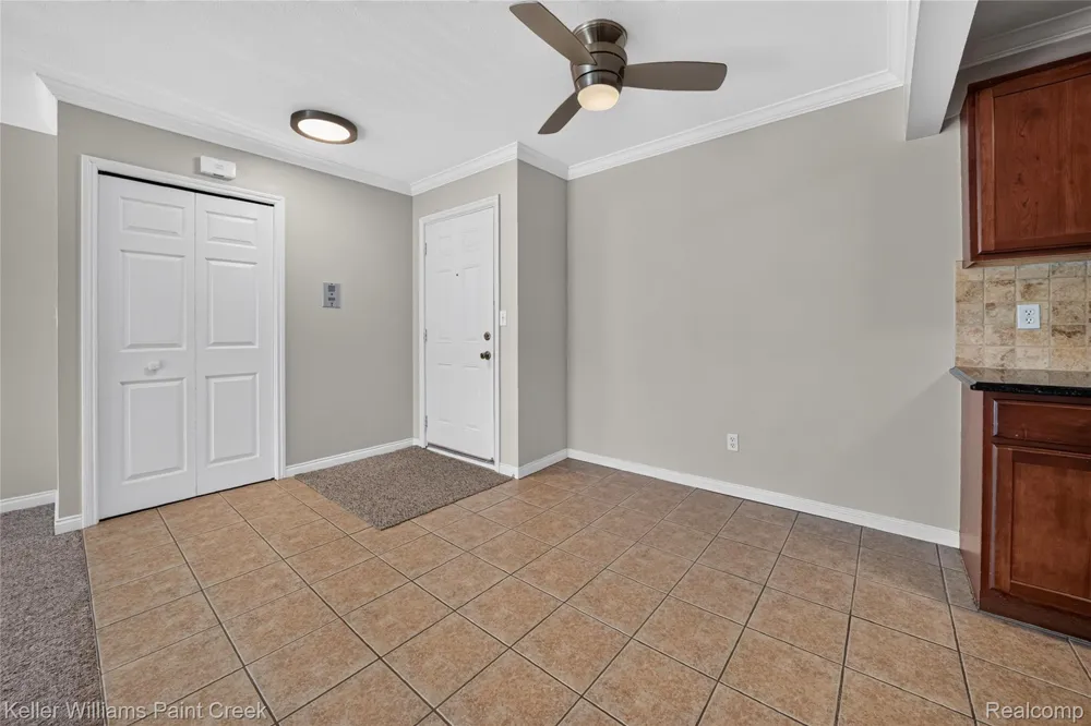 2309 Walton Boulevard #36 Rochester Hills City, MI 48309