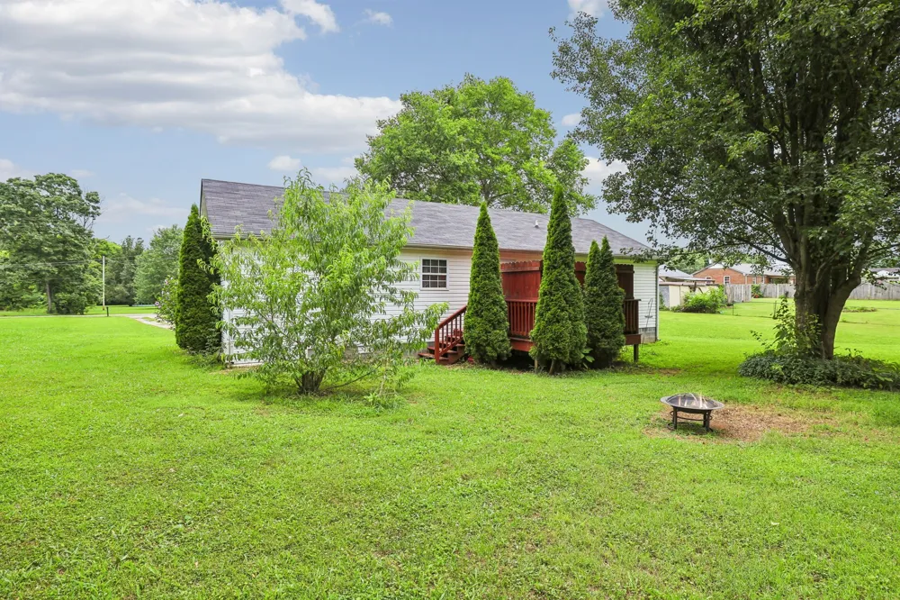 310 Redbud Ln Unionville, TN 37180