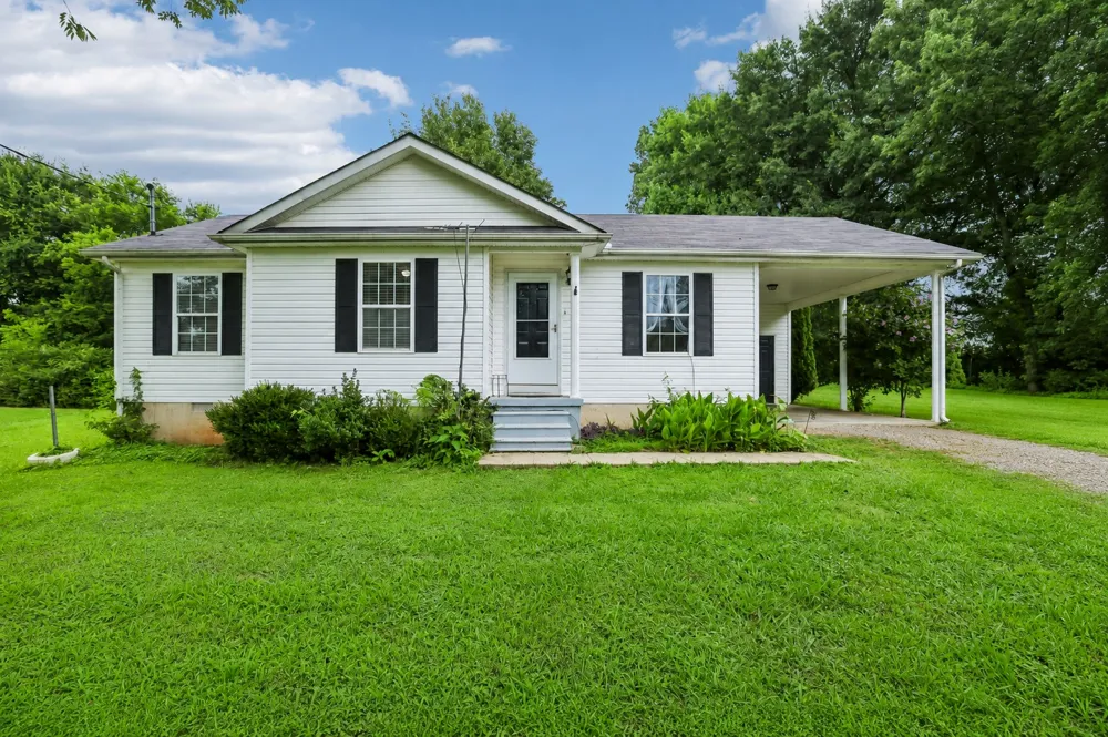 310 Redbud Ln Unionville, TN 37180
