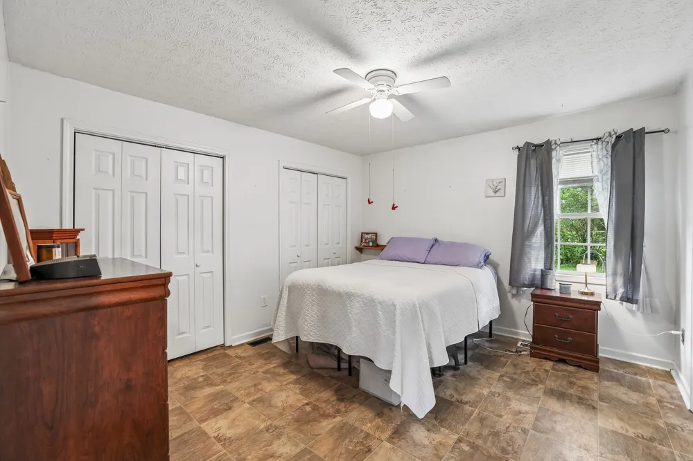 310 Redbud Ln Unionville, TN 37180