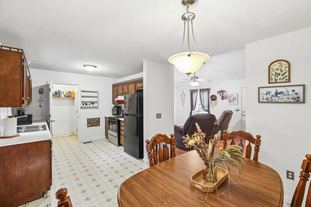 310 Redbud Ln Unionville, TN 37180