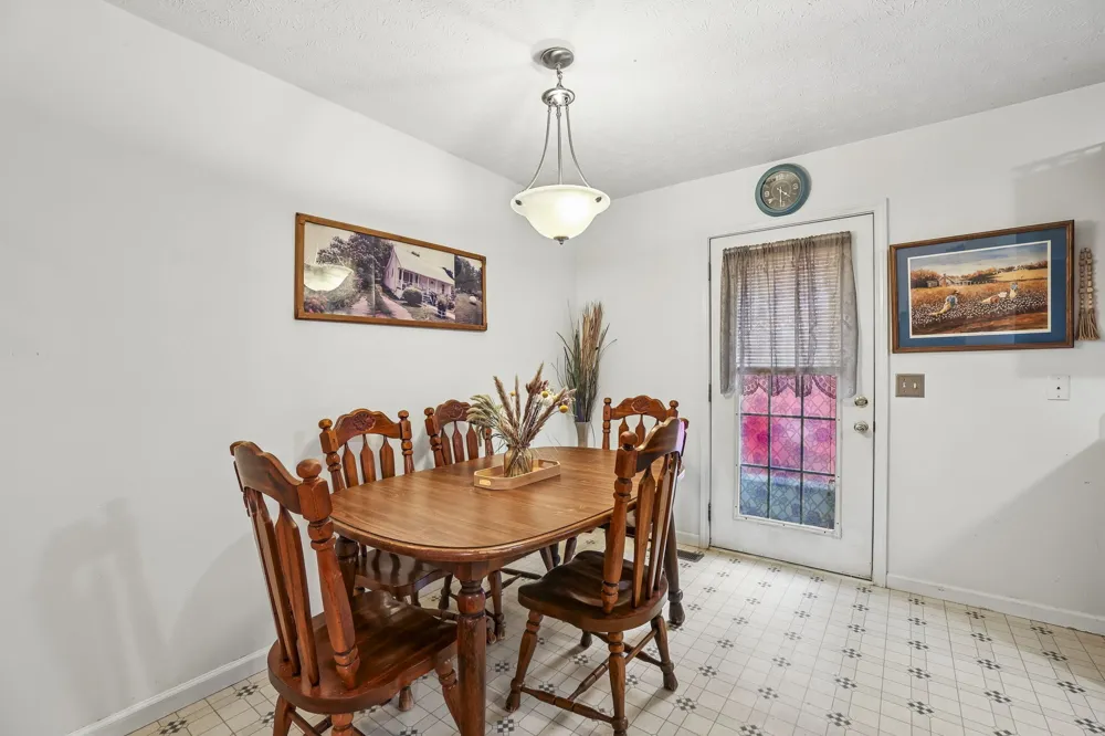 310 Redbud Ln Unionville, TN 37180