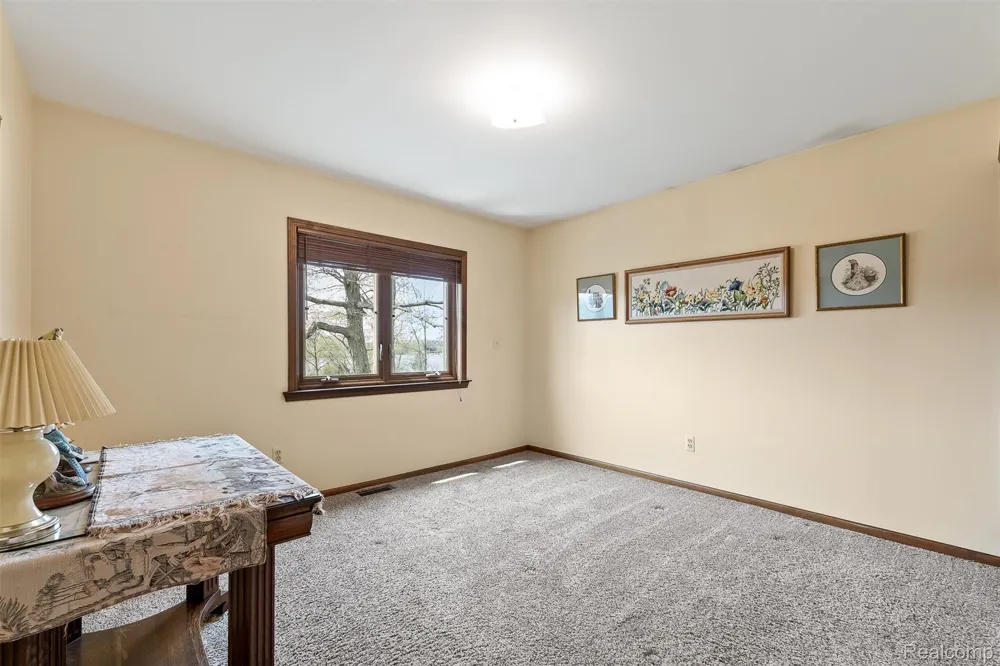 2745 Lari Court West Bloomfield Charter Township, MI 48324