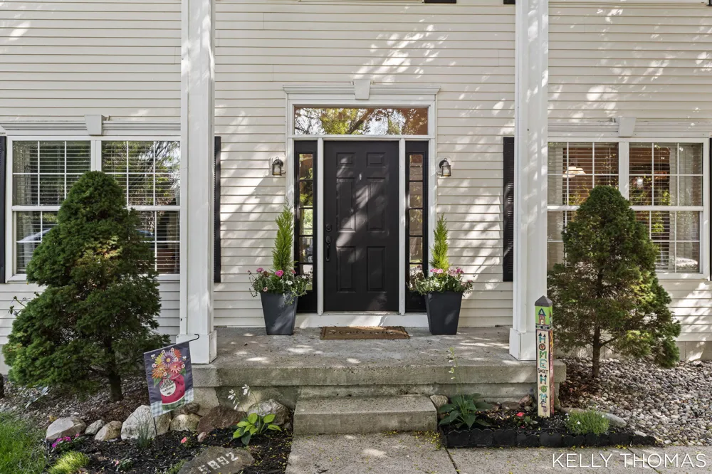 5892 Powderhorn Court SW Wyoming City, MI 49418