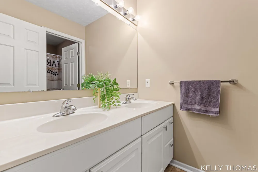 5892 Powderhorn Court SW Wyoming City, MI 49418