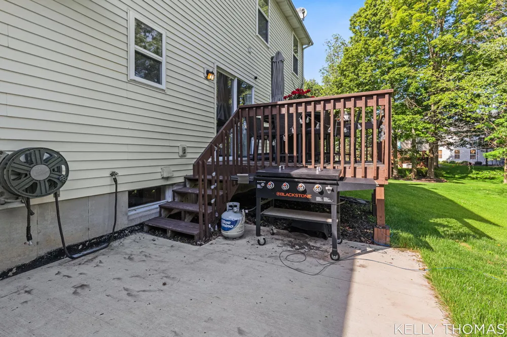 5892 Powderhorn Court SW Wyoming City, MI 49418