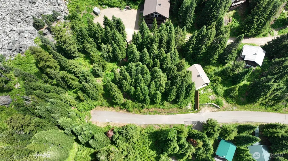 30 Saint Anton Snoqualmie Pass, WA 98068