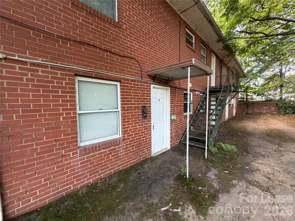 325 Chambers Street Statesville, NC 28677