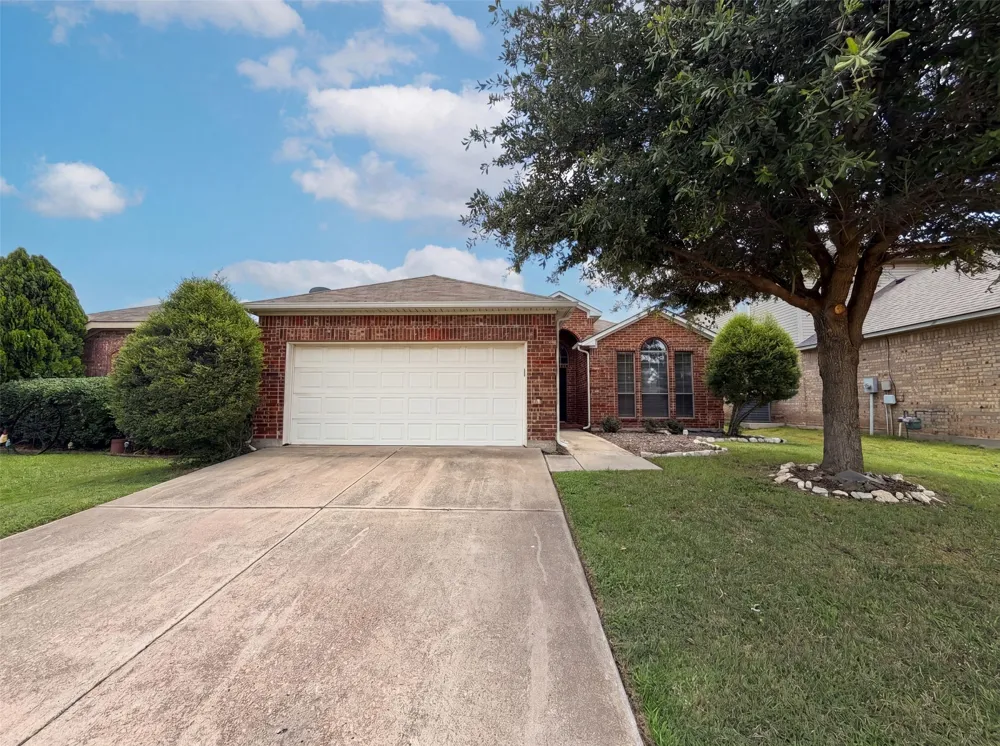1205 Kachina Lane Fort Worth, TX 76052