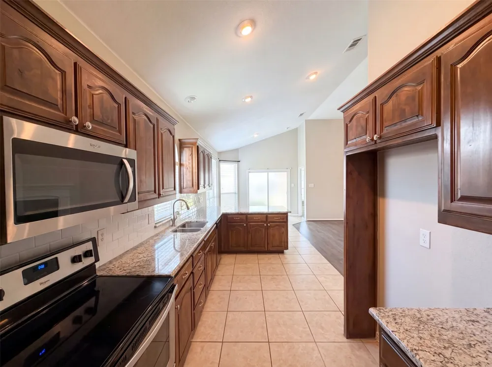 1205 Kachina Lane Fort Worth, TX 76052