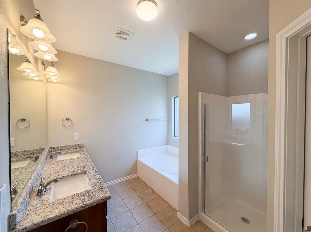 1205 Kachina Lane Fort Worth, TX 76052
