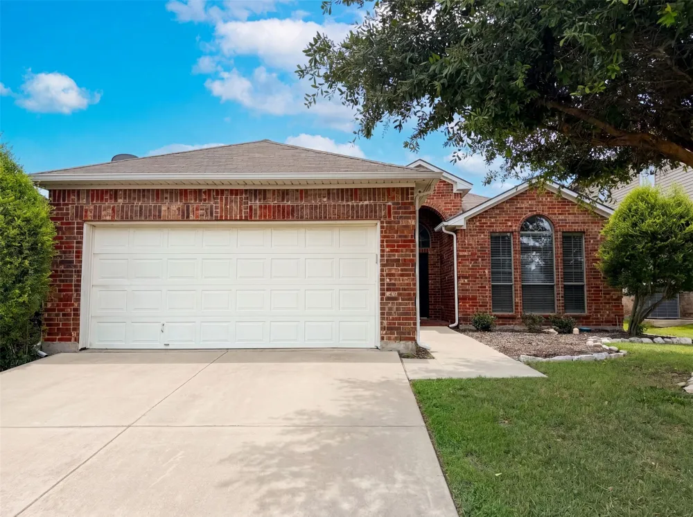 1205 Kachina Lane Fort Worth, TX 76052