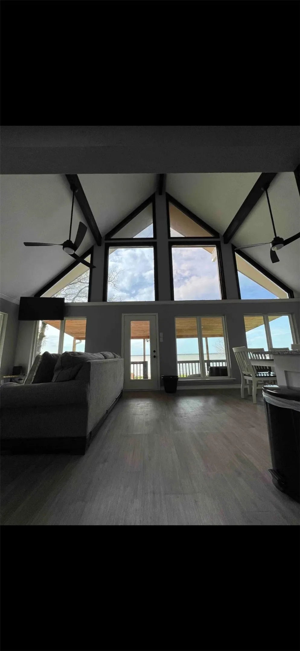 325 Bay Court Gun Barrel City, TX 75156