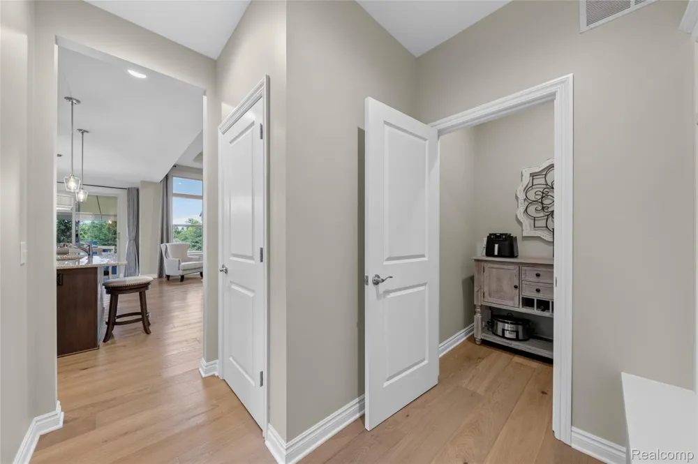 3716 Chatham Pl Brighton Township, MI 48114