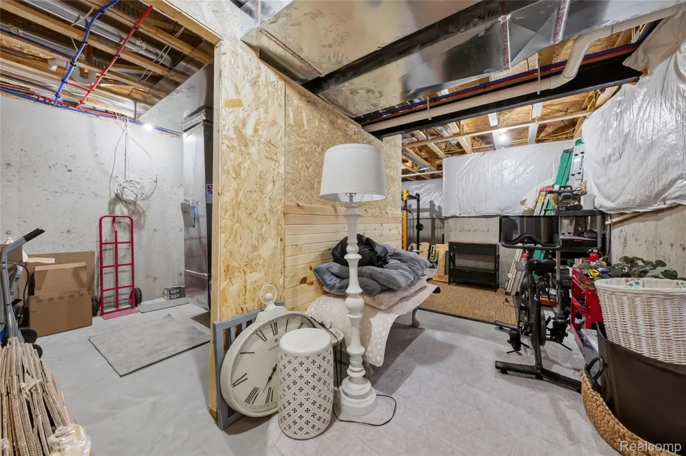 3716 Chatham Pl Brighton Township, MI 48114