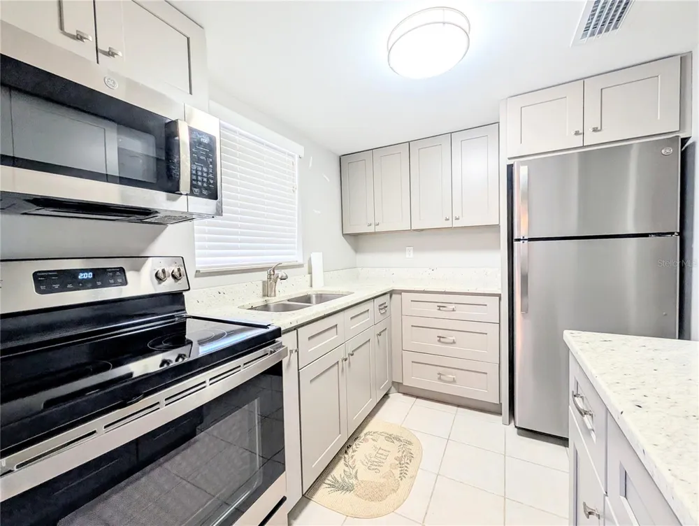 2008 CANAL DRIVE #M3 Bradenton, FL 34207