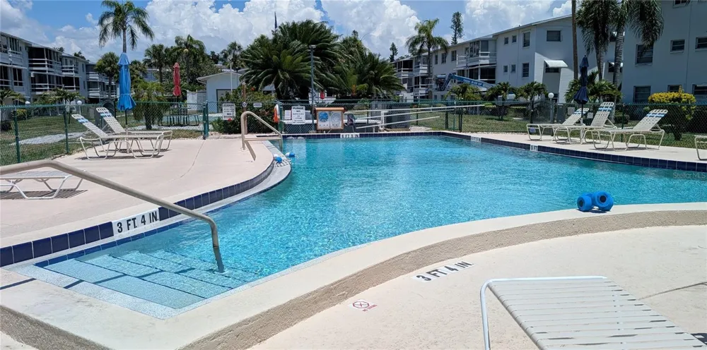 2008 CANAL DRIVE #M3 Bradenton, FL 34207