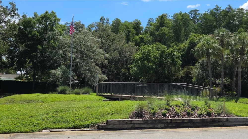 13626 GREENFIELD DRIVE #201 Tampa, FL 33618