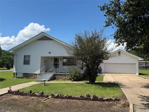 501 E Ada