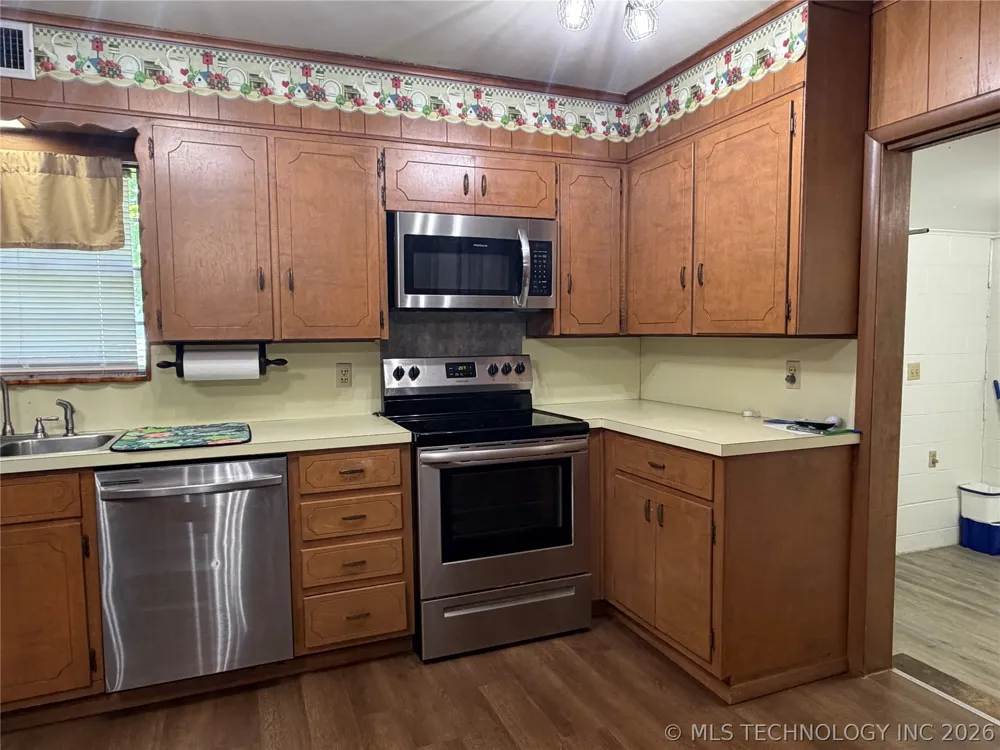 501 E Ada Wilburton, OK 74578