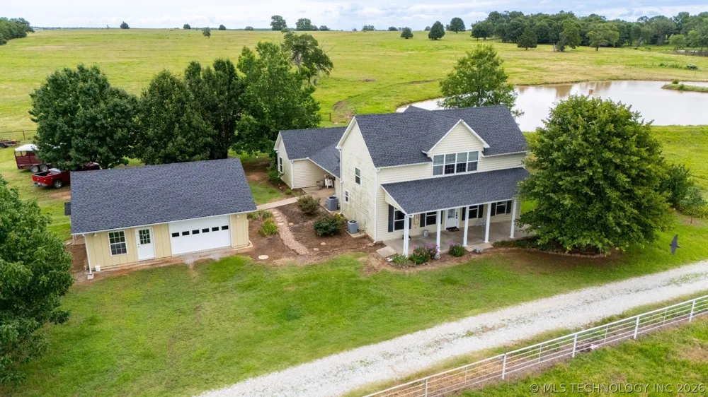 4852 3855 ROAD Stuart, OK 74570