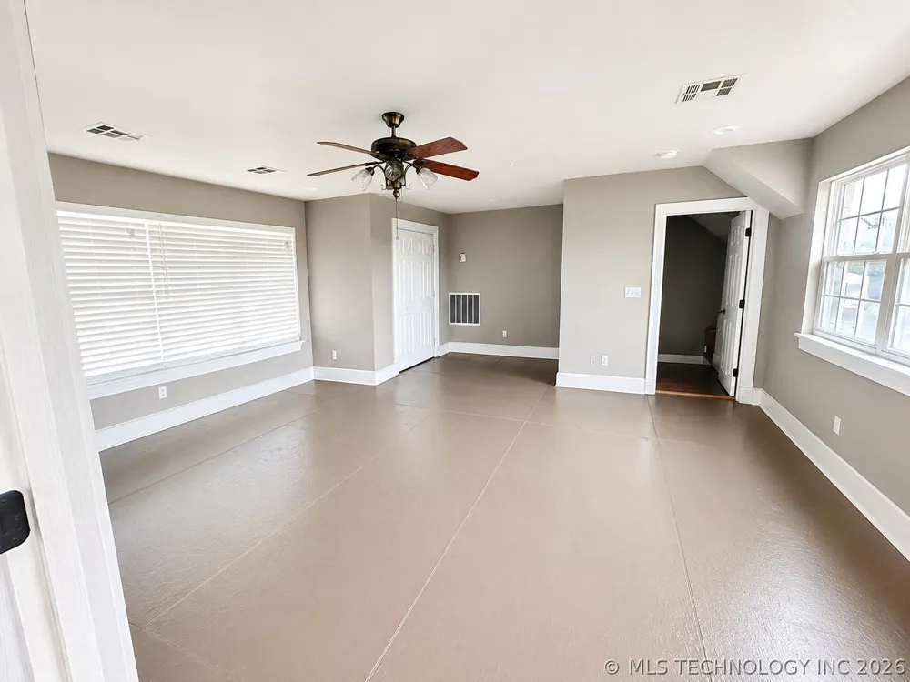 4852 3855 ROAD Stuart, OK 74570