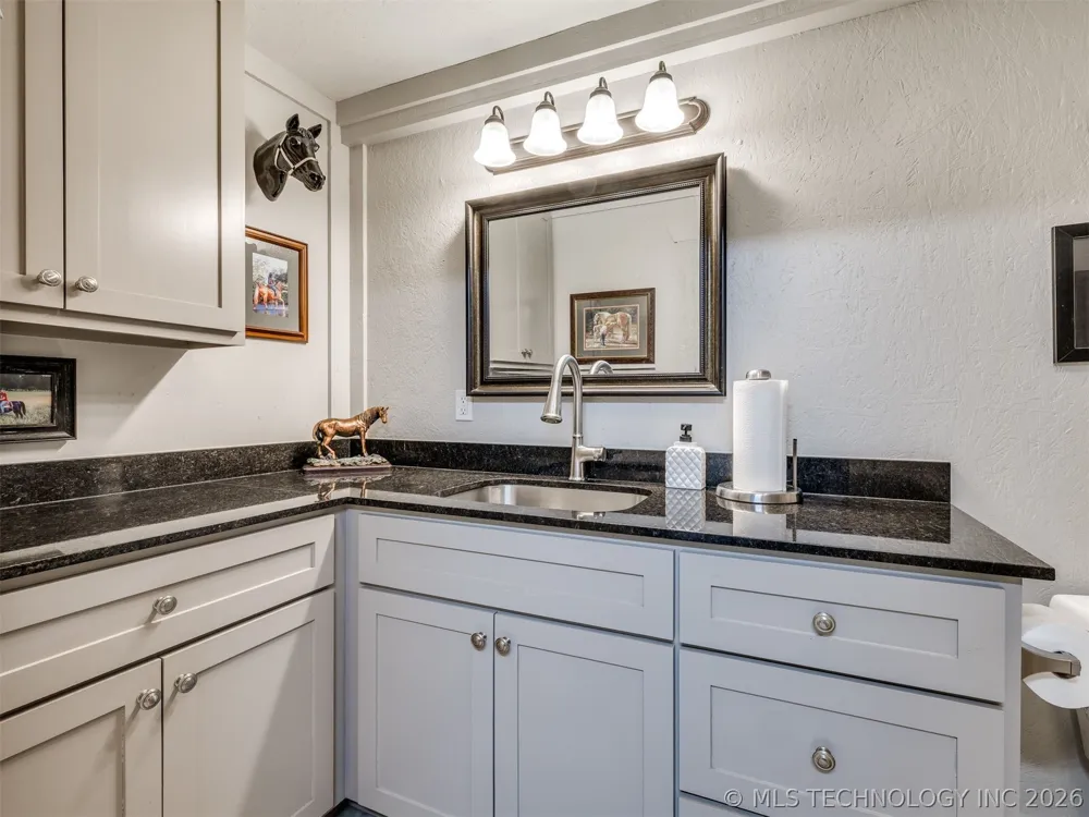 15905 Montrose Lane Inola, OK 74036