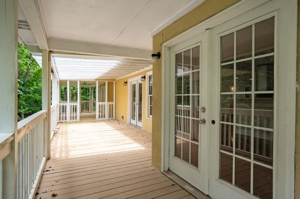 116 Little Lane Lula, GA 30554