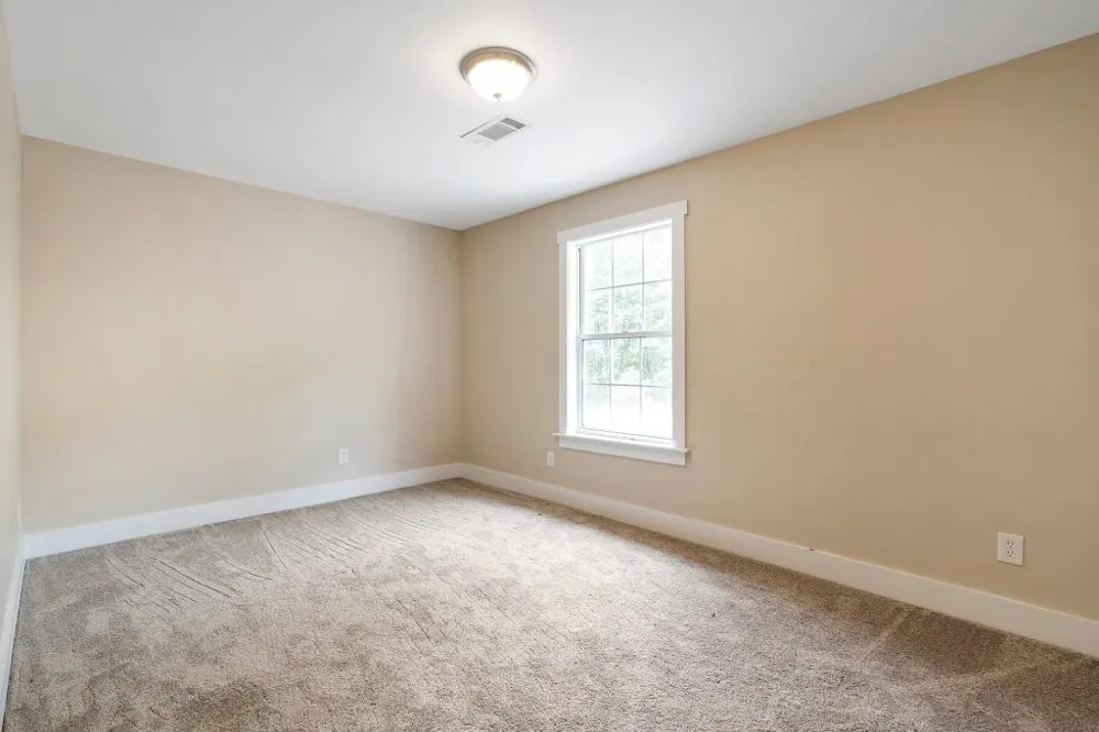 116 Little Lane Lula, GA 30554