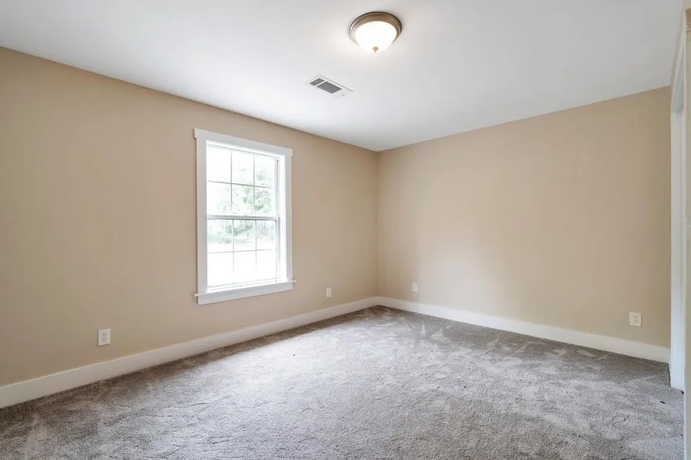 116 Little Lane Lula, GA 30554