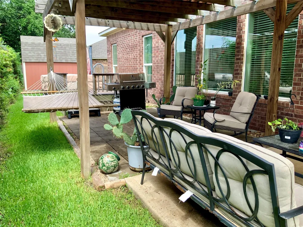 13606 Cotton Court Mont Belvieu, TX 77523
