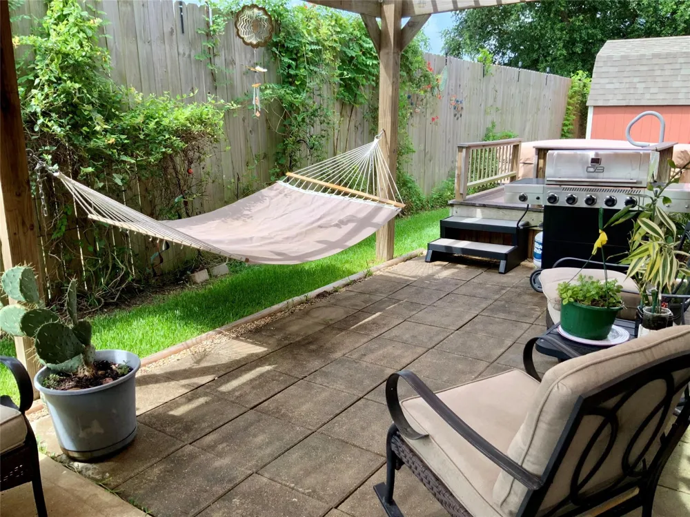 13606 Cotton Court Mont Belvieu, TX 77523