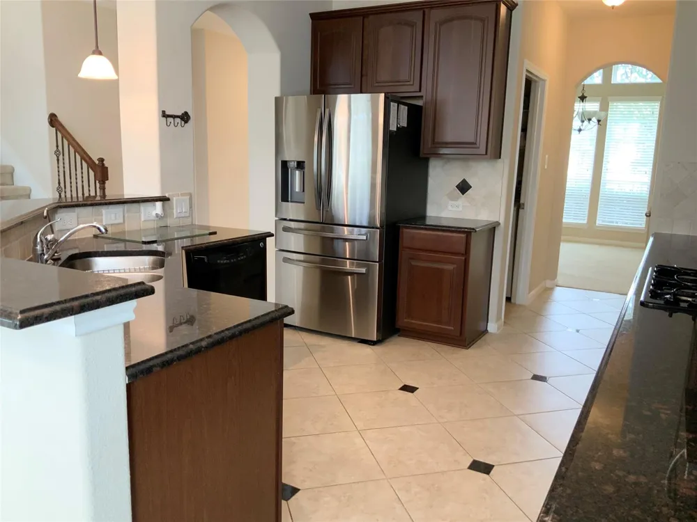 13606 Cotton Court Mont Belvieu, TX 77523