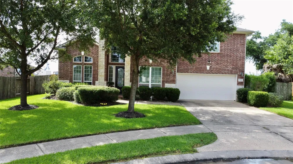 13606 Cotton Court Mont Belvieu, TX 77523