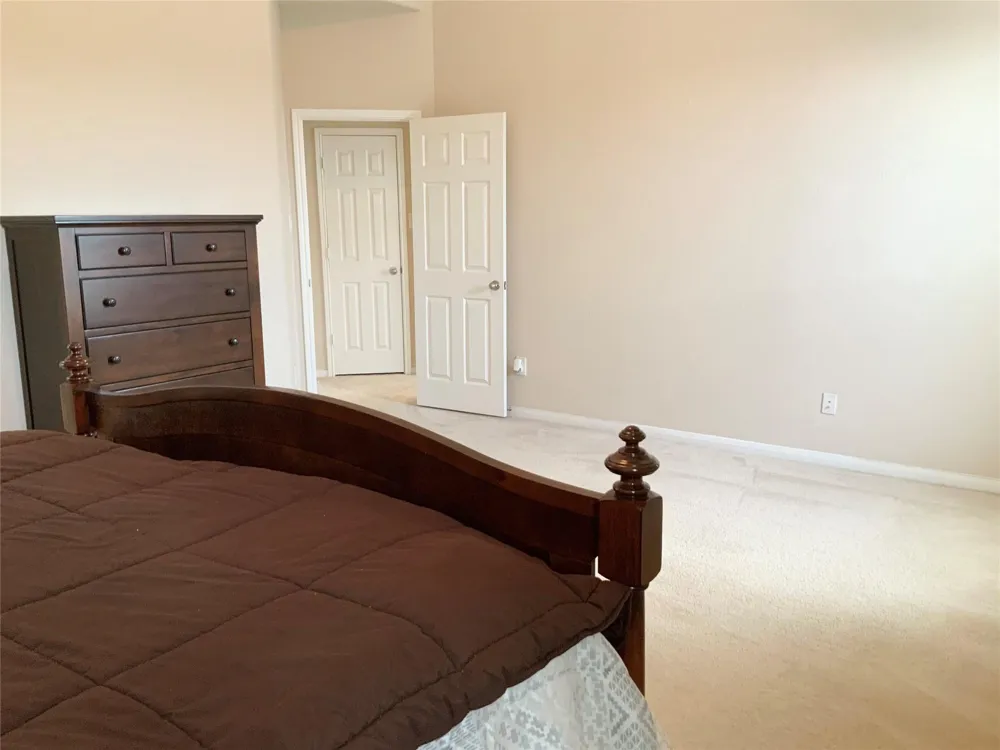 13606 Cotton Court Mont Belvieu, TX 77523