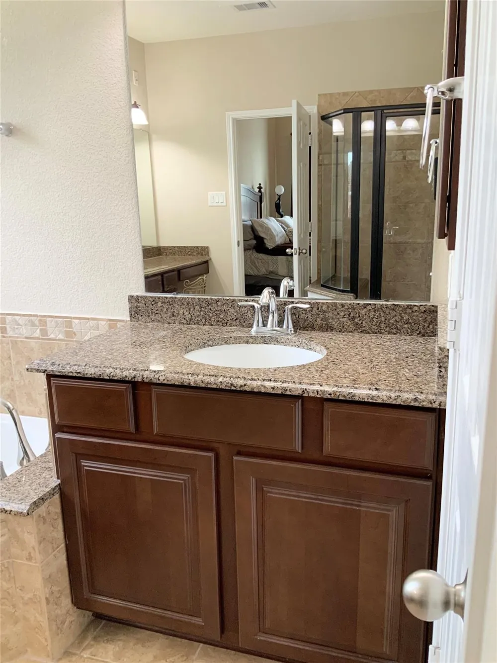 13606 Cotton Court Mont Belvieu, TX 77523