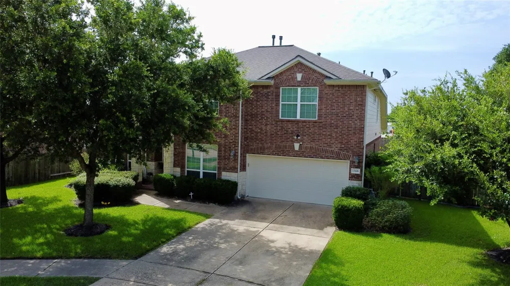 13606 Cotton Court Mont Belvieu, TX 77523