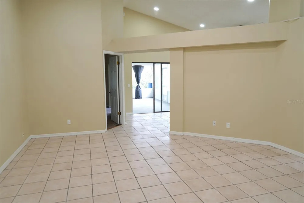 4304 BARRET AVENUE Plant City, FL 33566