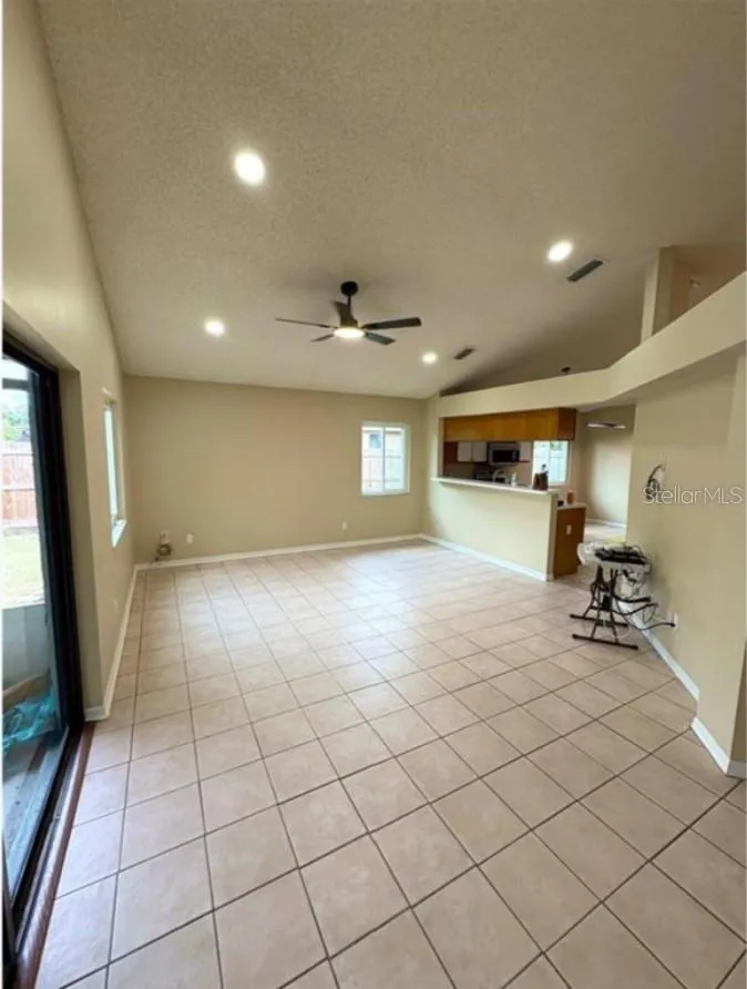 4304 BARRET AVENUE Plant City, FL 33566