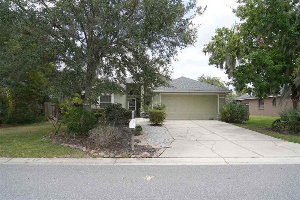 4304 BARRET AVENUE Plant City, FL 33566