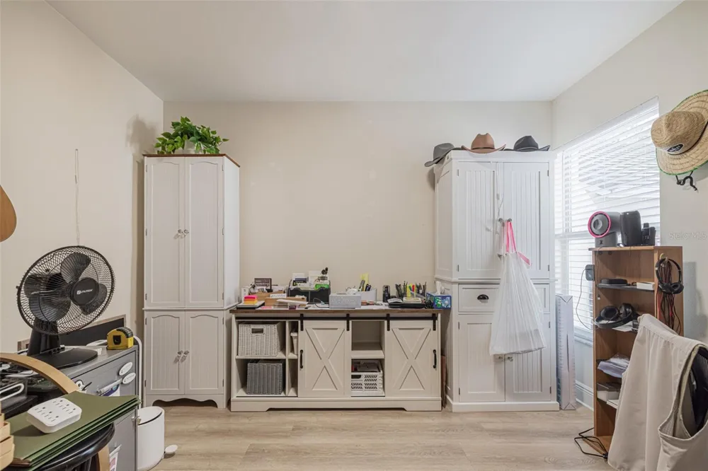 2305 SUMMERSWEET DRIVE Alva, FL 33920