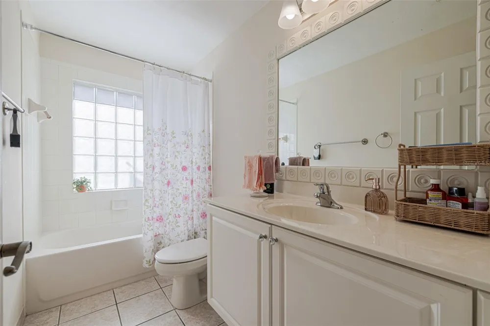 2305 SUMMERSWEET DRIVE Alva, FL 33920