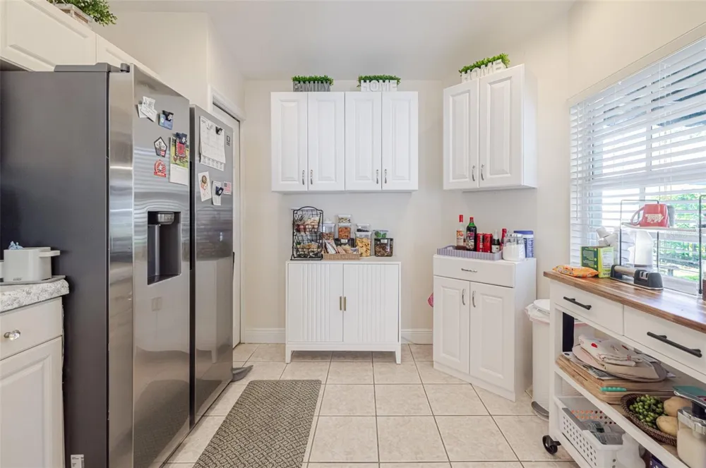 2305 SUMMERSWEET DRIVE Alva, FL 33920