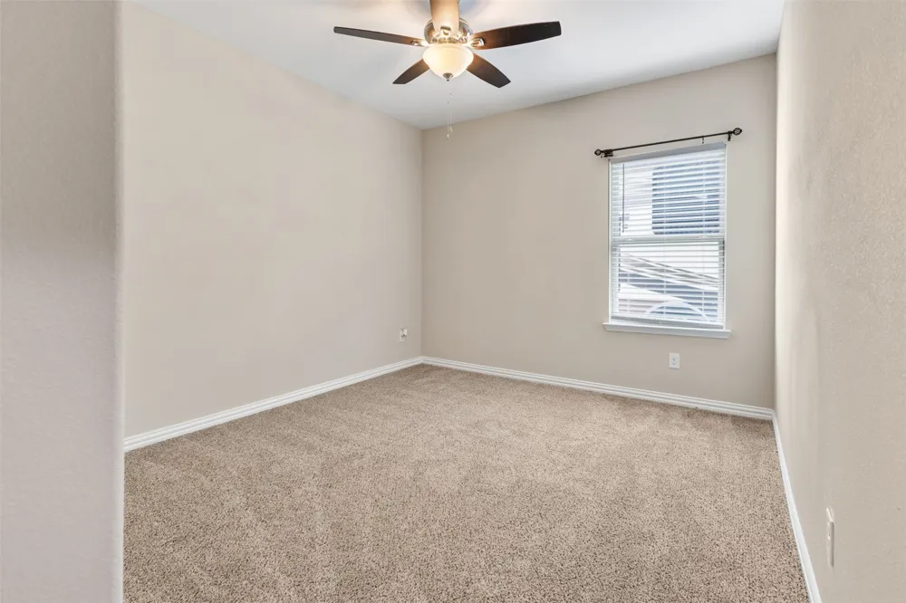 8112 Lakeshore Drive Kemp, TX 75143