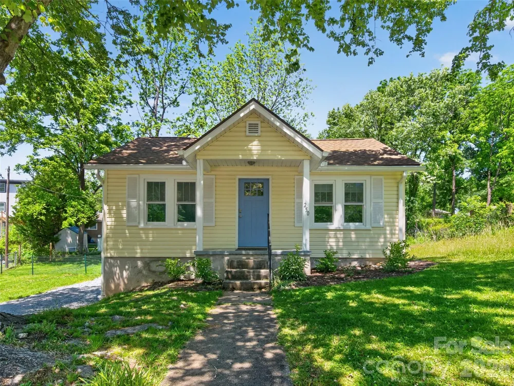 250 Oakdale Street Brevard, NC 28712