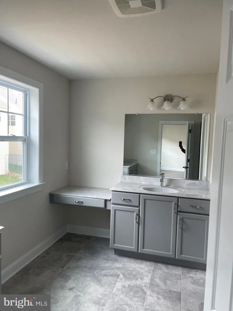 512 LEWIS STREET Downingtown, PA 19335