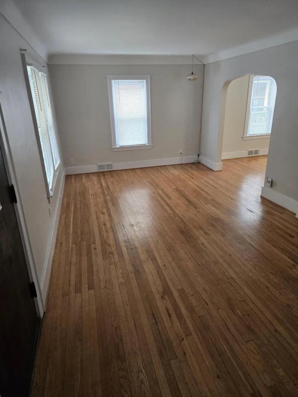 917 Forestdale Road Royal Oak, MI 48067
