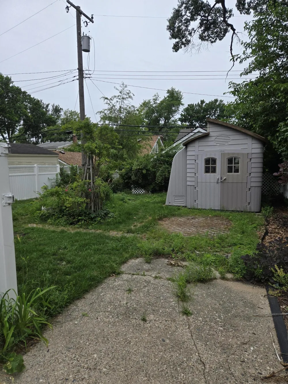 917 Forestdale Road Royal Oak, MI 48067
