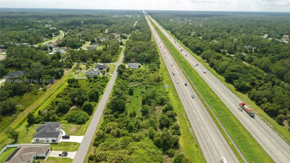 SNUG ST North Port, FL 34286