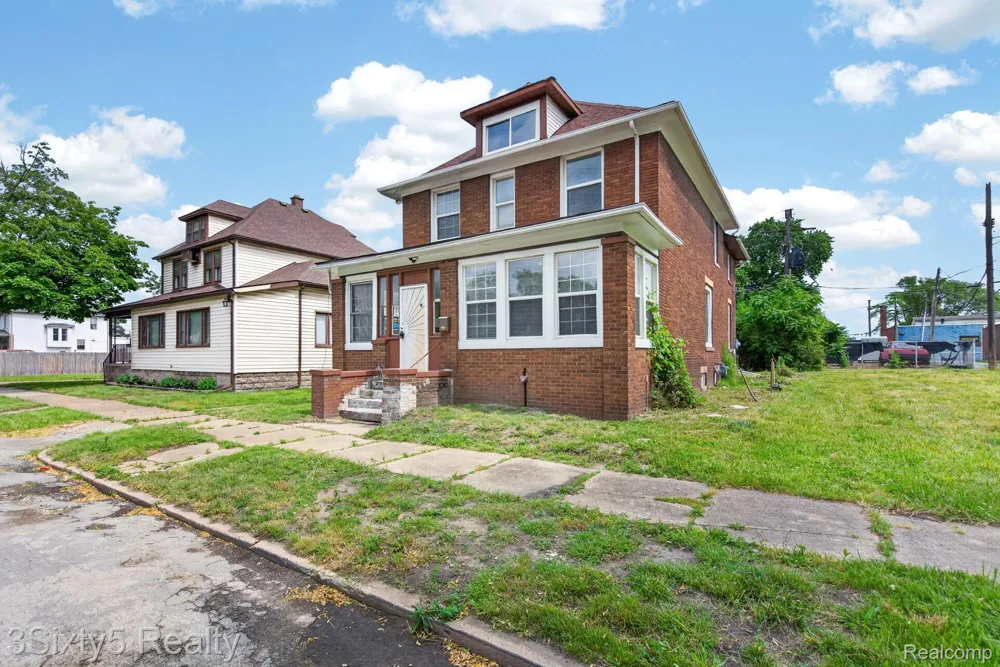 14 Myrtle Street River Rouge City, MI 48218